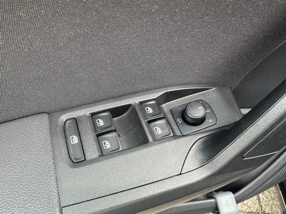 SEAT Ibiza 1.0 TSI FR Business Intense uit 2020, foto 12