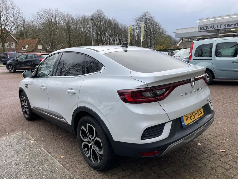 Renault Arkana 1.6 E-Tech Hybrid 145 Intens uit 2022, foto 8
