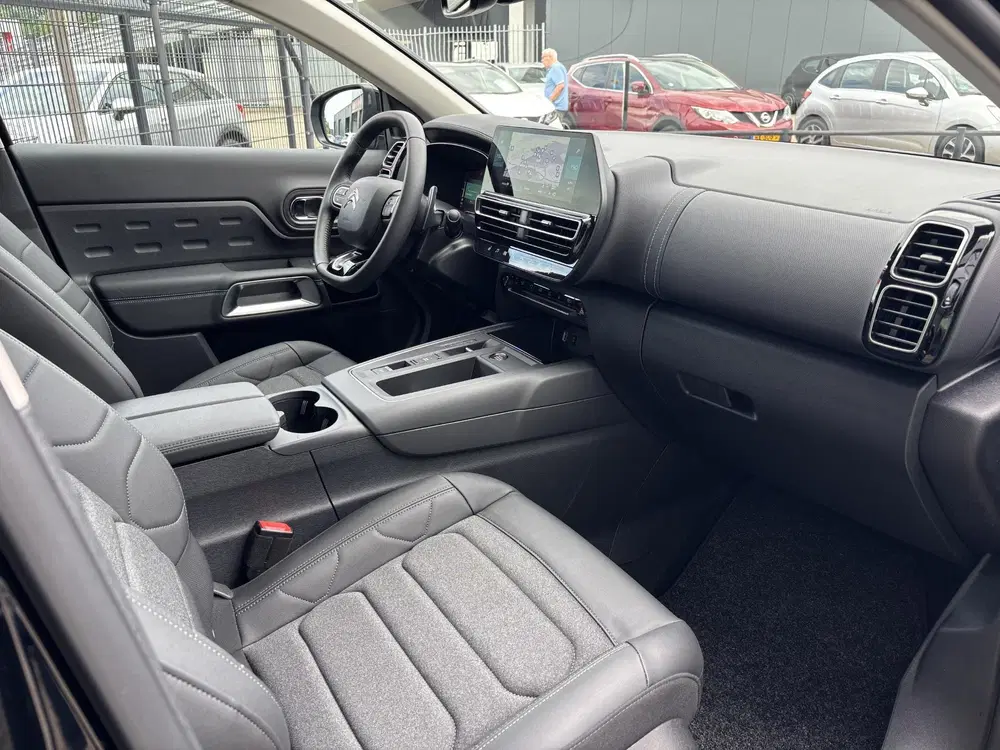 Citroën C5 Aircross Citroen C5 Aircross 1.6 Plug-in Hybrid 225 uit 2025, foto 14