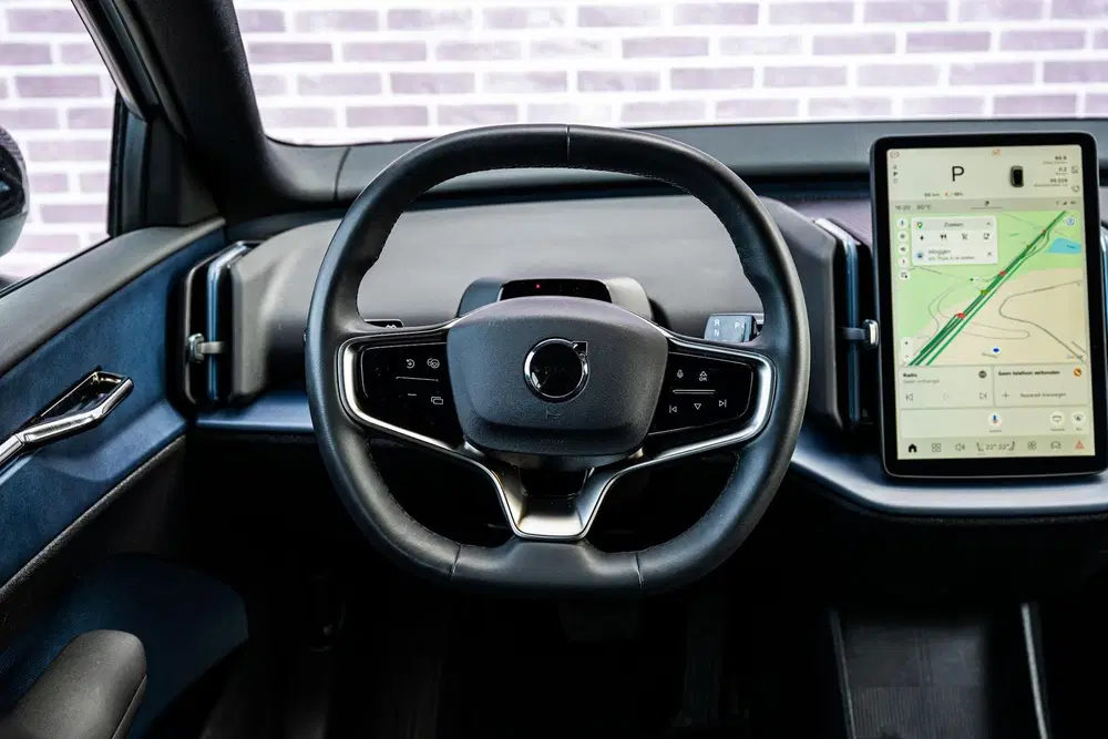 Volvo EX30 Single Motor Extended Range Plus 69 kWh uit 2024, foto 3