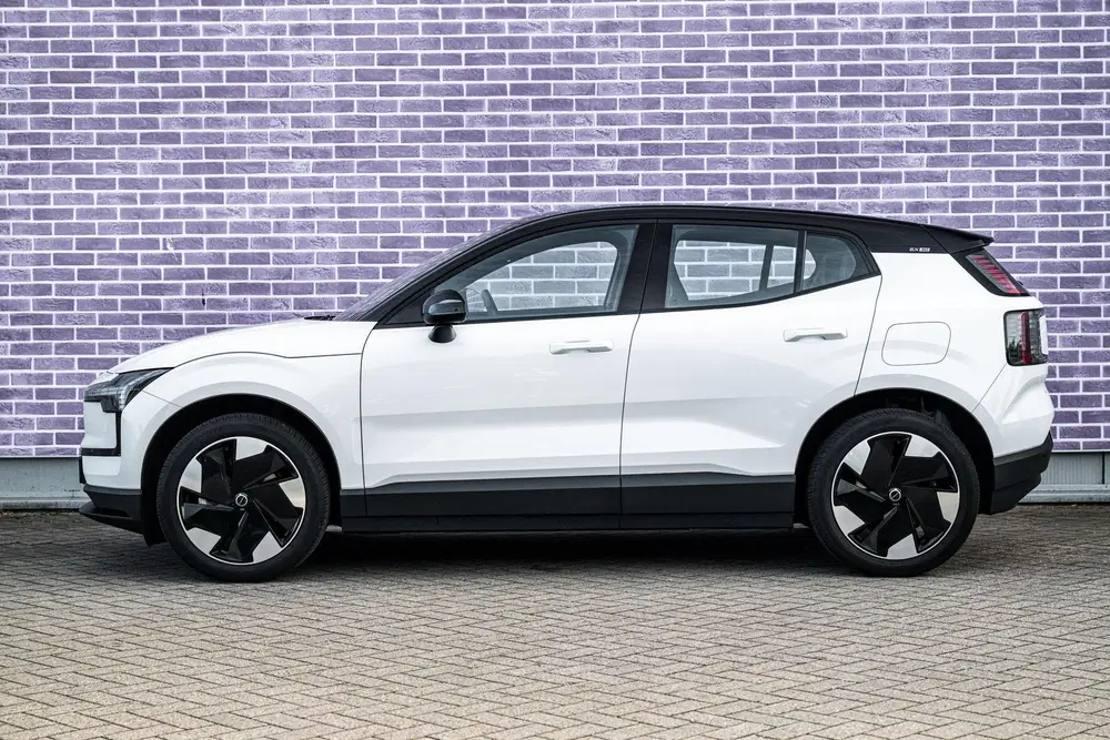 Volvo EX30 Single Motor Extended Range Plus 69 kWh uit 2024, foto 4
