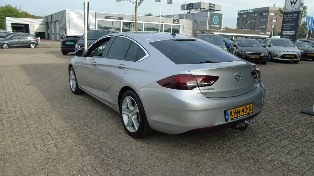 Opel Insignia 1.5 Turbo Exclusive uit 2019, foto 7