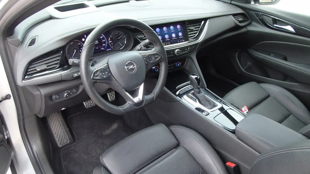 Opel Insignia 1.5 Turbo Exclusive uit 2019, foto 9