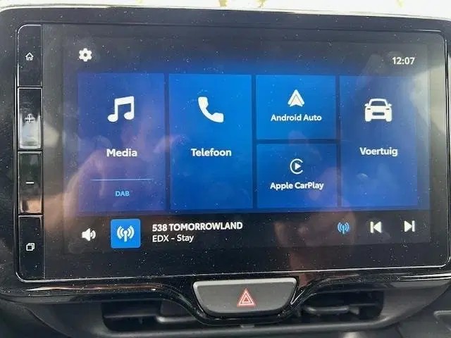 Toyota Yaris 1.5 Hybrid 115 First Edition Parelmoer-wit uit 2025, foto 20
