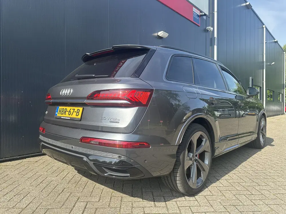 Audi Q7 60 TFSI e quattro S-Line Competition uit 2020, foto 5