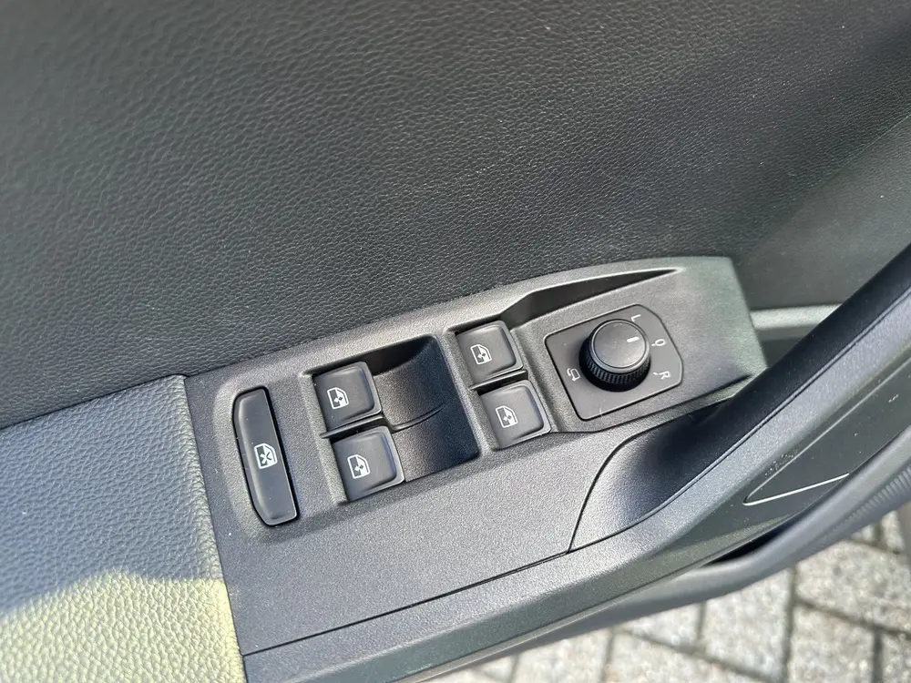SEAT Arona 1.0 TSI Style Business Intense (bj 2019) uit 2019, foto 10