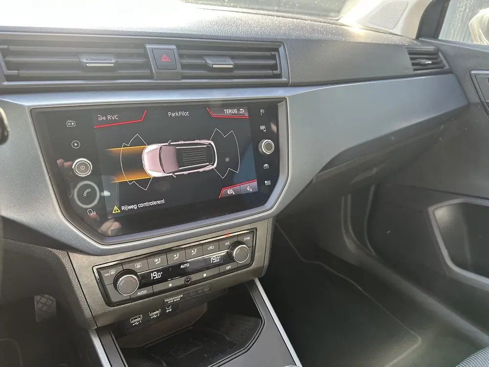SEAT Arona 1.0 TSI Style Business Intense (bj 2019) uit 2019, foto 20