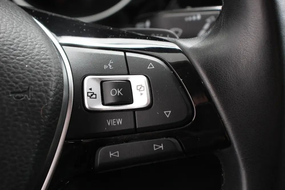 Volkswagen Touran 1.5 TSI DSG Highline 7p Navigatie Apple Ca uit 2021, foto 15