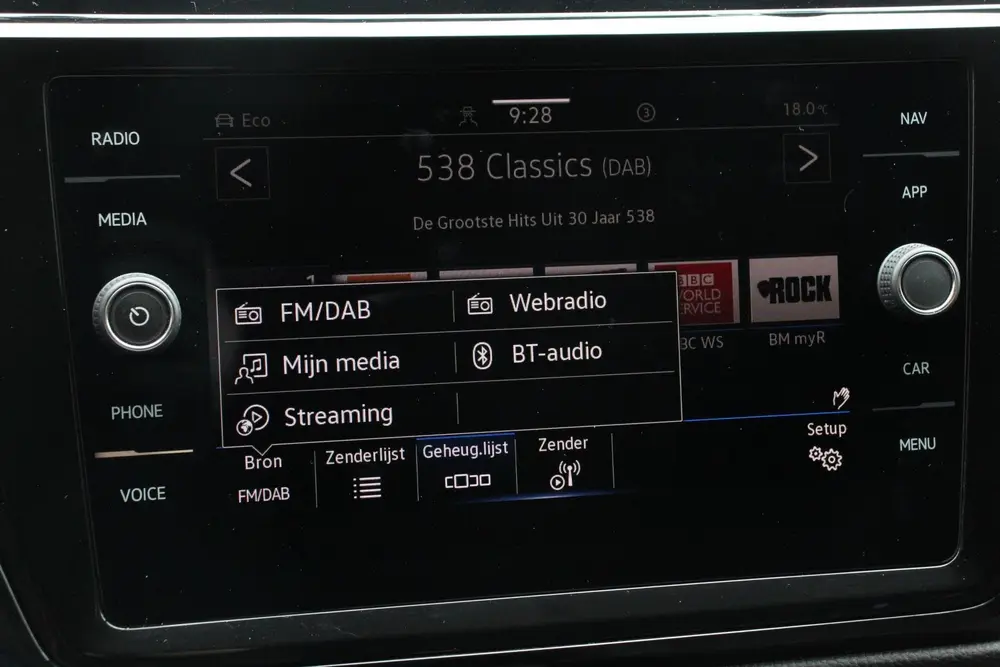Volkswagen Touran 1.5 TSI DSG Highline 7p Navigatie Apple Ca uit 2021, foto 20