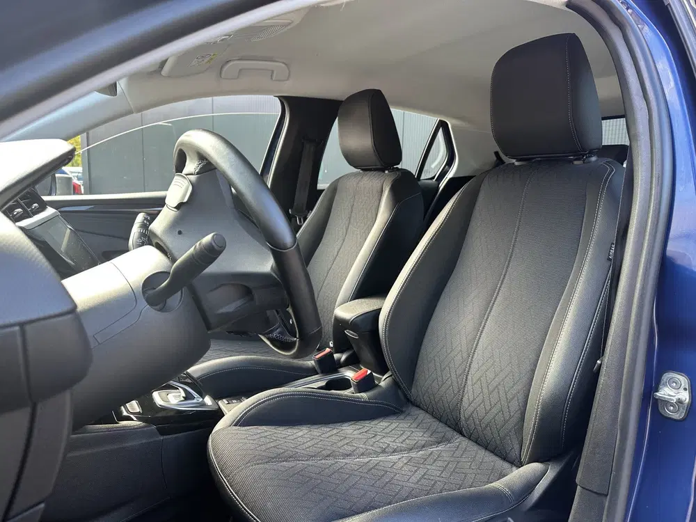 Opel Corsa 1.2 Elegance uit 2021, foto 9