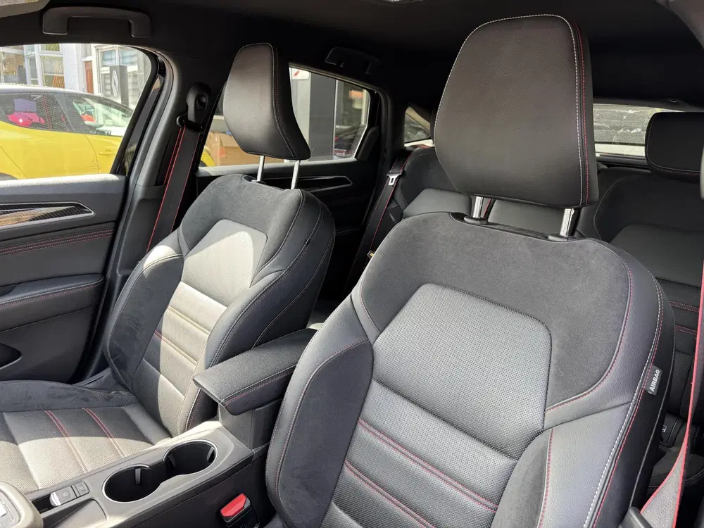 Renault Arkana 1.6 E-Tech full hybrid 145 RS-Line uit 2022, foto 13