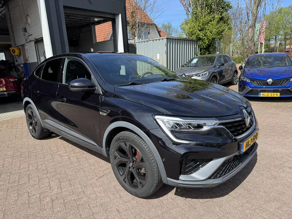 Renault Arkana 1.6 E-Tech full hybrid 145 RS-Line uit 2022, foto 3