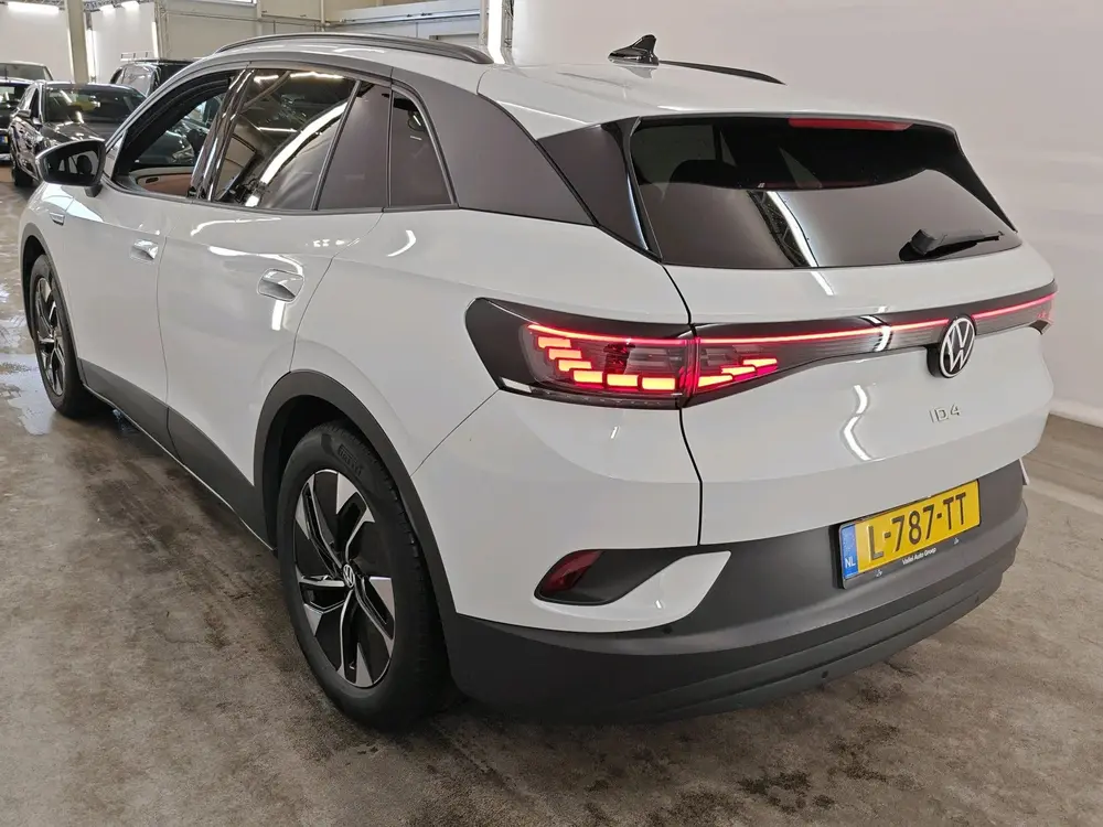 Volkswagen ID.4 77 kWh 204pk Business | Comfort | Stuur- en uit 2021, foto 2