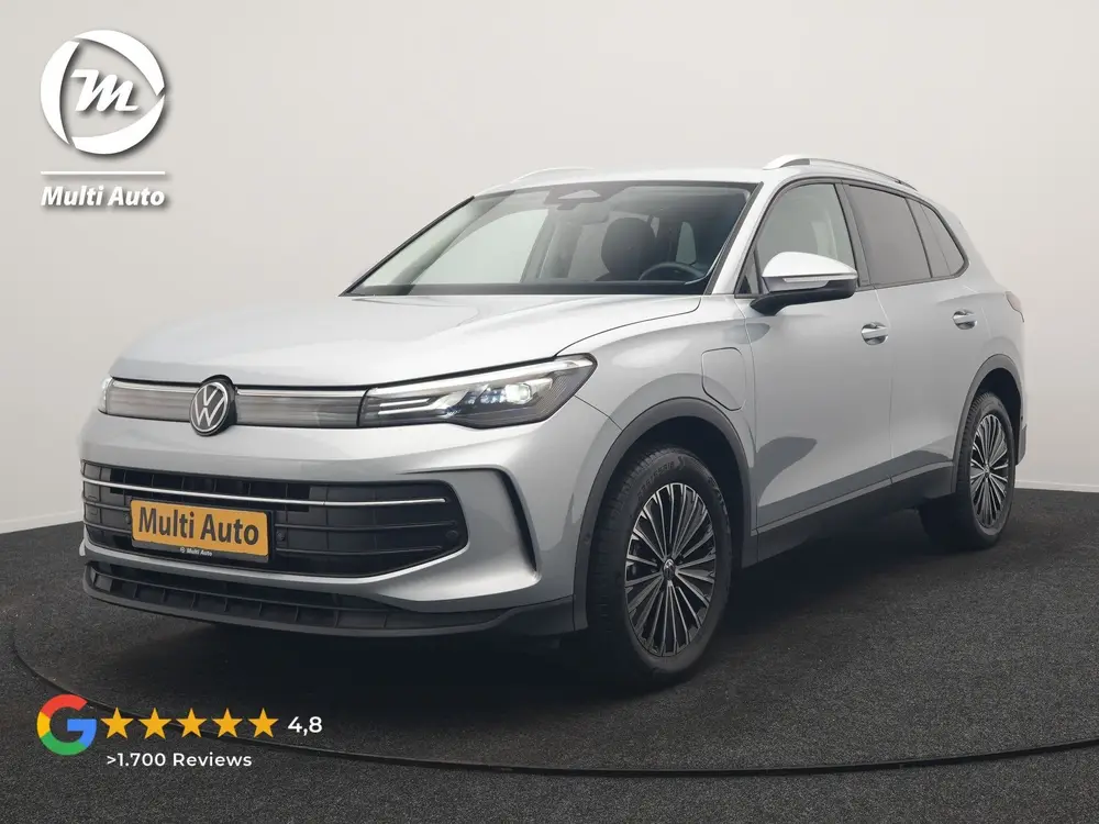 Volkswagen Tiguan 1.5 eHybrid Life PHEV 204pk | Trekhaak Af uit 2025