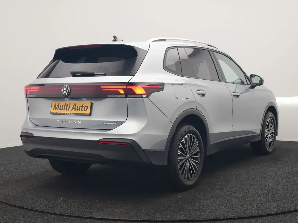 Volkswagen Tiguan 1.5 eHybrid Life PHEV 204pk | Trekhaak Af uit 2025, foto 3