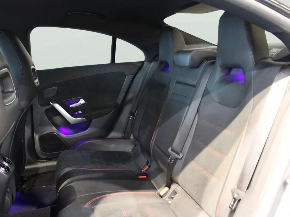 Mercedes-Benz CLA CLA Coupé 200 Business Solution AMG uit 2019, foto 10