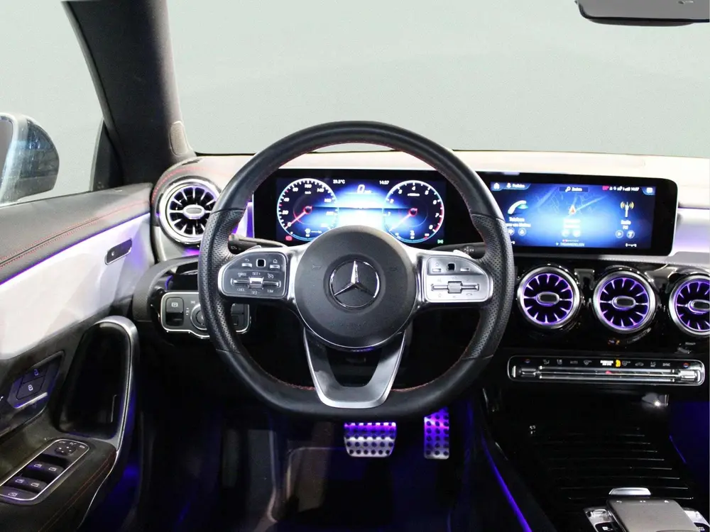 Mercedes-Benz CLA CLA Coupé 200 Business Solution AMG uit 2019, foto 14