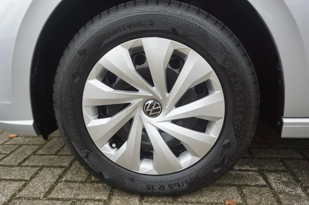 Volkswagen Polo 1.0 TSI 95pk Edition | All Season Banden | G uit 2025, foto 12
