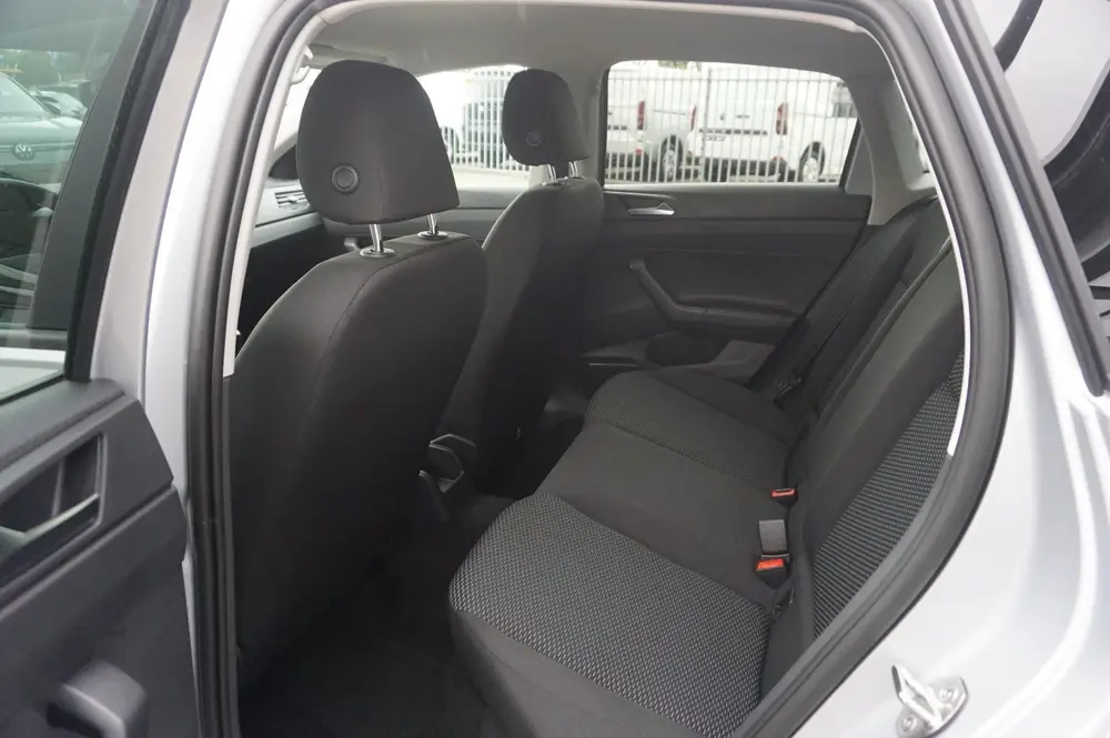 Volkswagen Polo 1.0 TSI 95pk Edition | All Season Banden | G uit 2025, foto 16