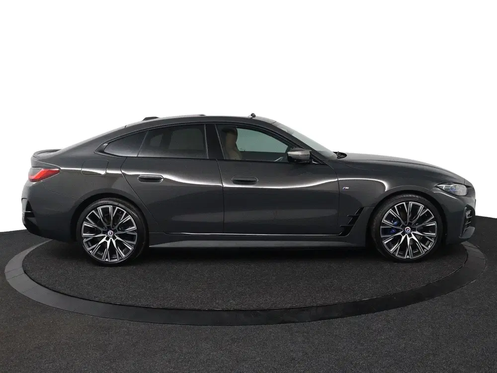 BMW i4 M50 High Executive 84 kWh uit 2022, foto 10