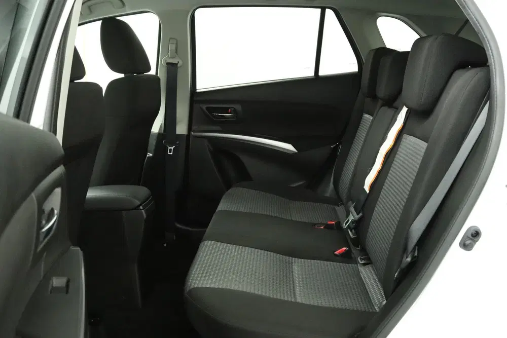 Suzuki S-Cross 1.5 Hybrid Select Climate control uit 2023, foto 18