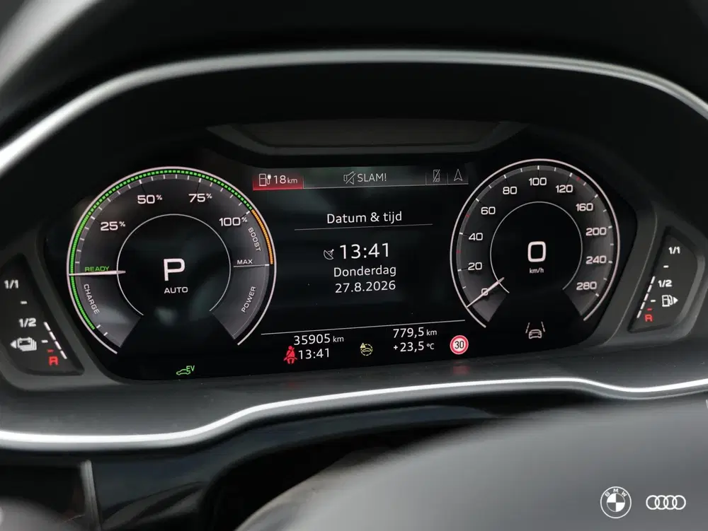 Audi Q3 45 TFSIe S LINE uit 2024, foto 12