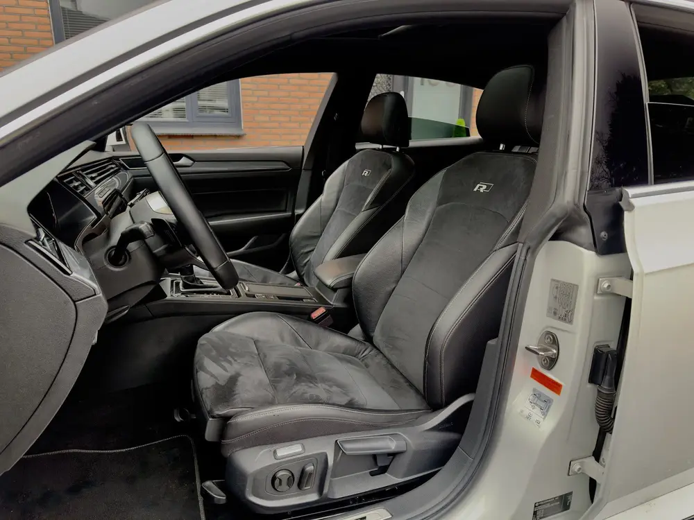 Volkswagen Arteon 2.0 TSI AUT7 3X R-LINE 191PK PANODAK LEDER uit 2020, foto 10