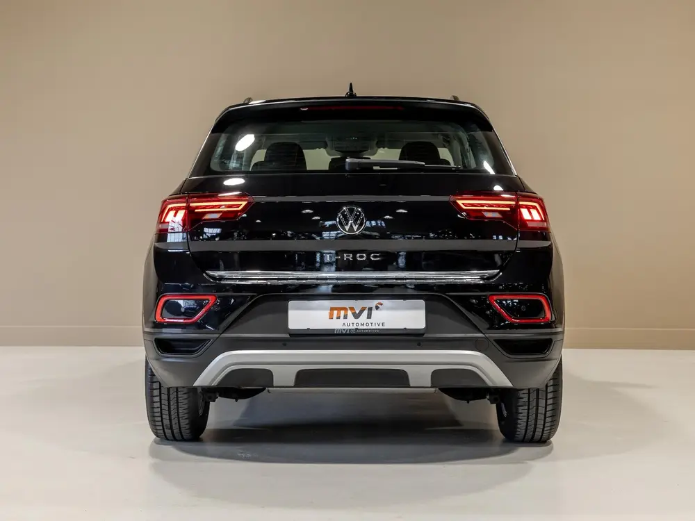 Volkswagen T-Roc 1.5 TSI Style 150pk / Stoelverwarming / Ach uit 2024, foto 9