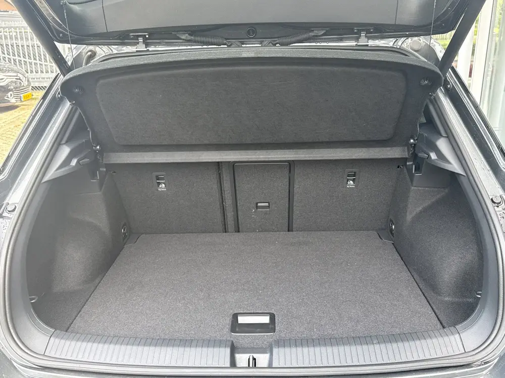 Volkswagen T-Roc 1.5 TSI R-Line DSG Black Style - Camera | S uit 2023, foto 8
