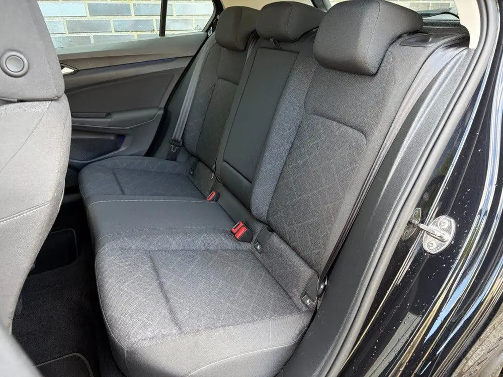 Volkswagen GOLF 1.5 TSI 5-DRS. - ORG. NL. - LED - STUURV - 1 uit 2020, foto 12