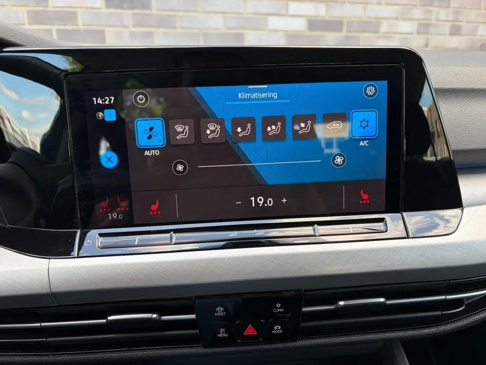 Volkswagen GOLF 1.5 TSI 5-DRS. - ORG. NL. - LED - STUURV - 1 uit 2020, foto 17