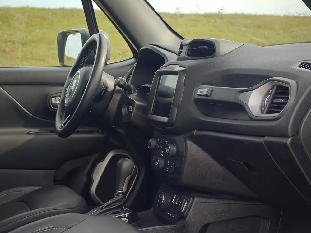 Jeep Renegade 240pk Plug-in Hybrid 80th Anniversary uit 2021, foto 16