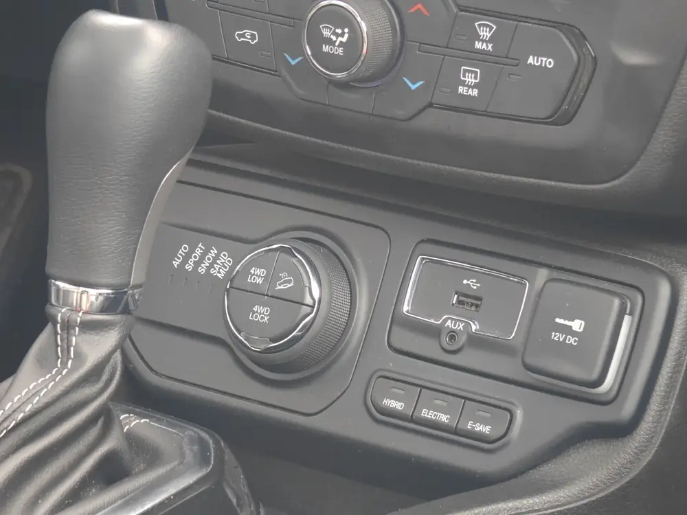Jeep Renegade 240pk Plug-in Hybrid 80th Anniversary uit 2021, foto 18