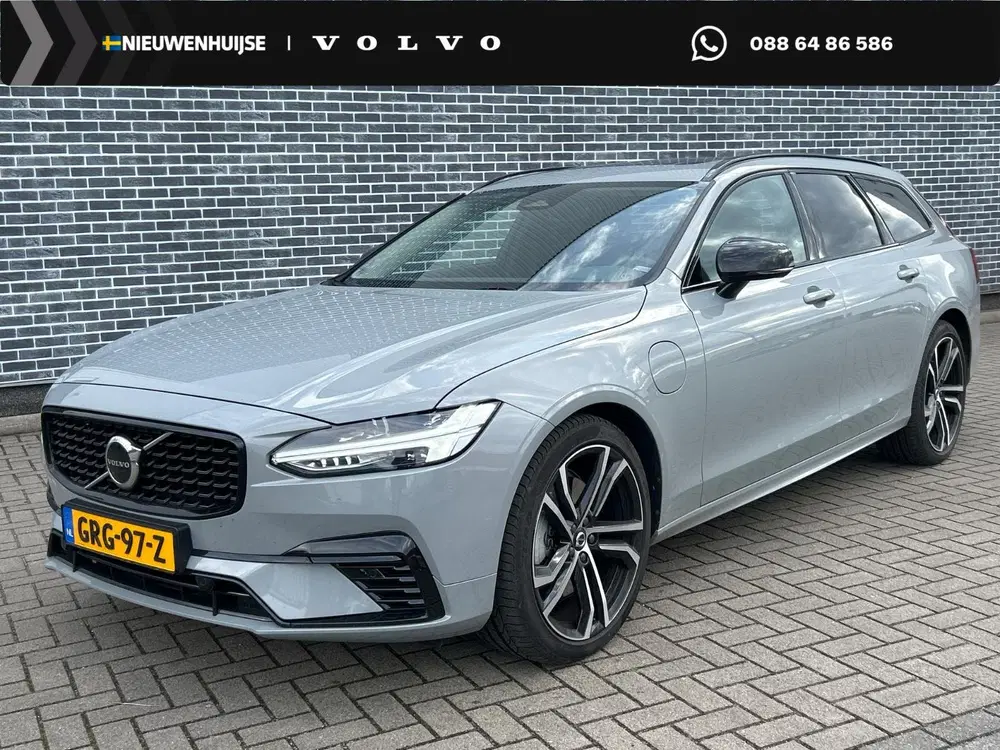 Volvo V90 2.0 T6 Plug-in Hybrid AWD Plus Dark uit 2024