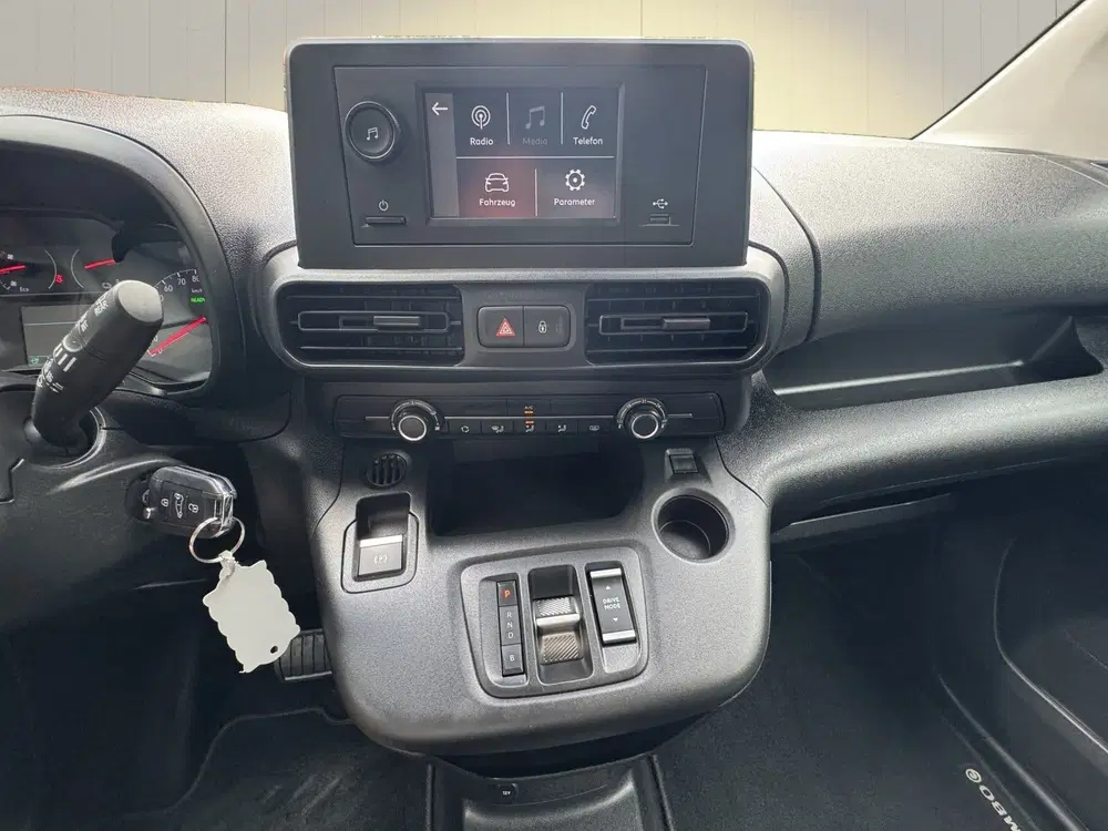 Opel Combo L2H1 50kWh uit 2022, foto 14