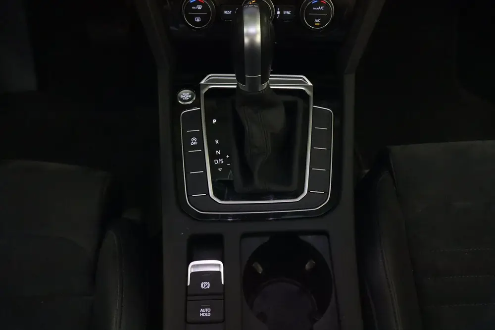 Volkswagen Passat Variant 2.0 TDI Comfortline Business |360 uit 2019, foto 13