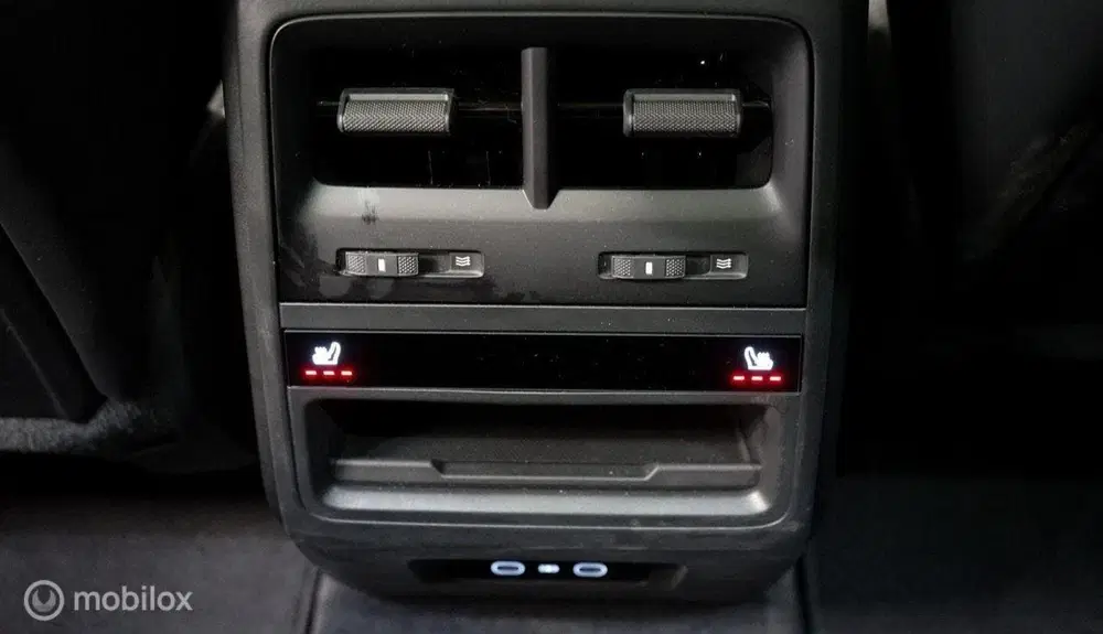 Porsche Macan 4 100 kWh uit 2024, foto 14