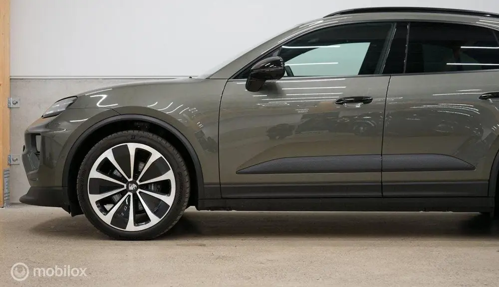 Porsche Macan 4 100 kWh uit 2024, foto 7