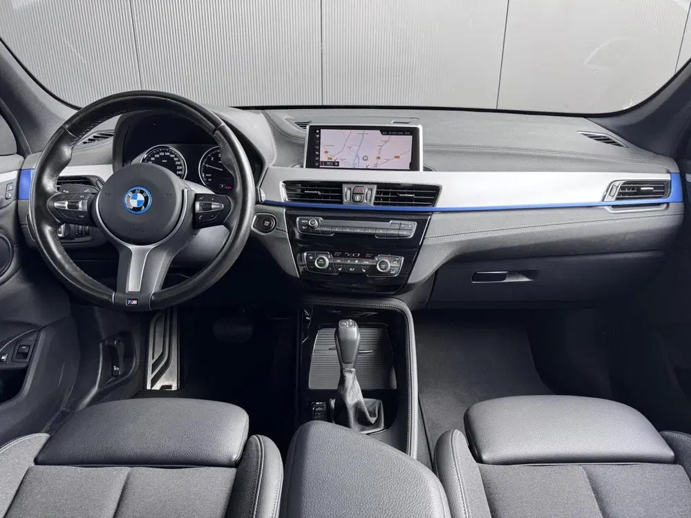 BMW X1 xDrive25e High Executive M Sport AFN. HAAK uit 2022, foto 2