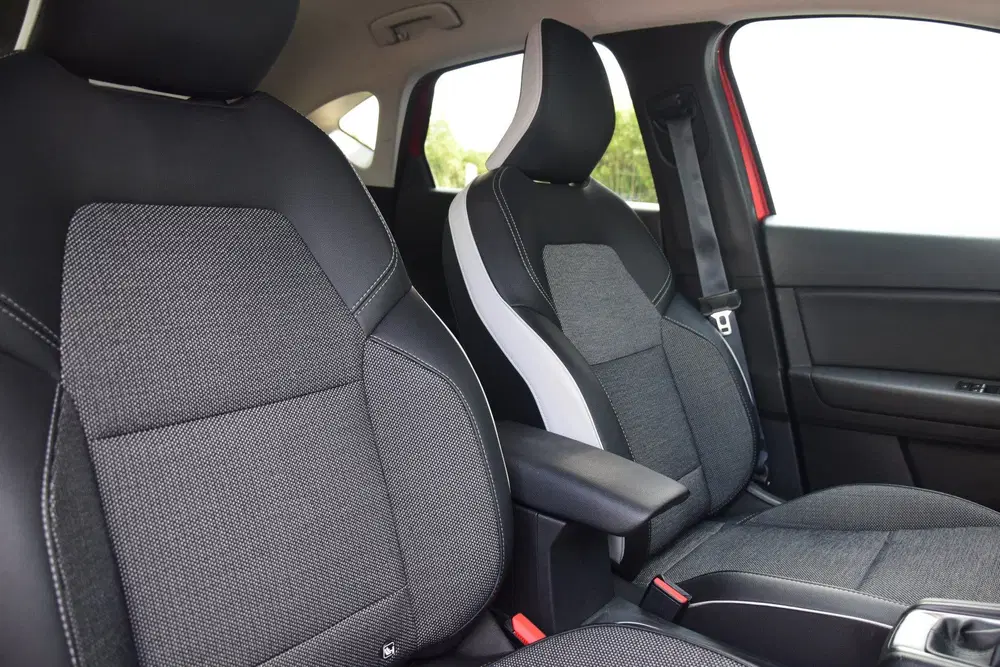 Renault Captur 1.0 TCe 100 Intens Led Navi uit 2020, foto 4