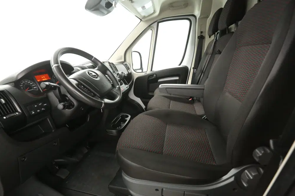 Opel Movano 2.2 BlueHDI 140pk 3 uit 2024, foto 9