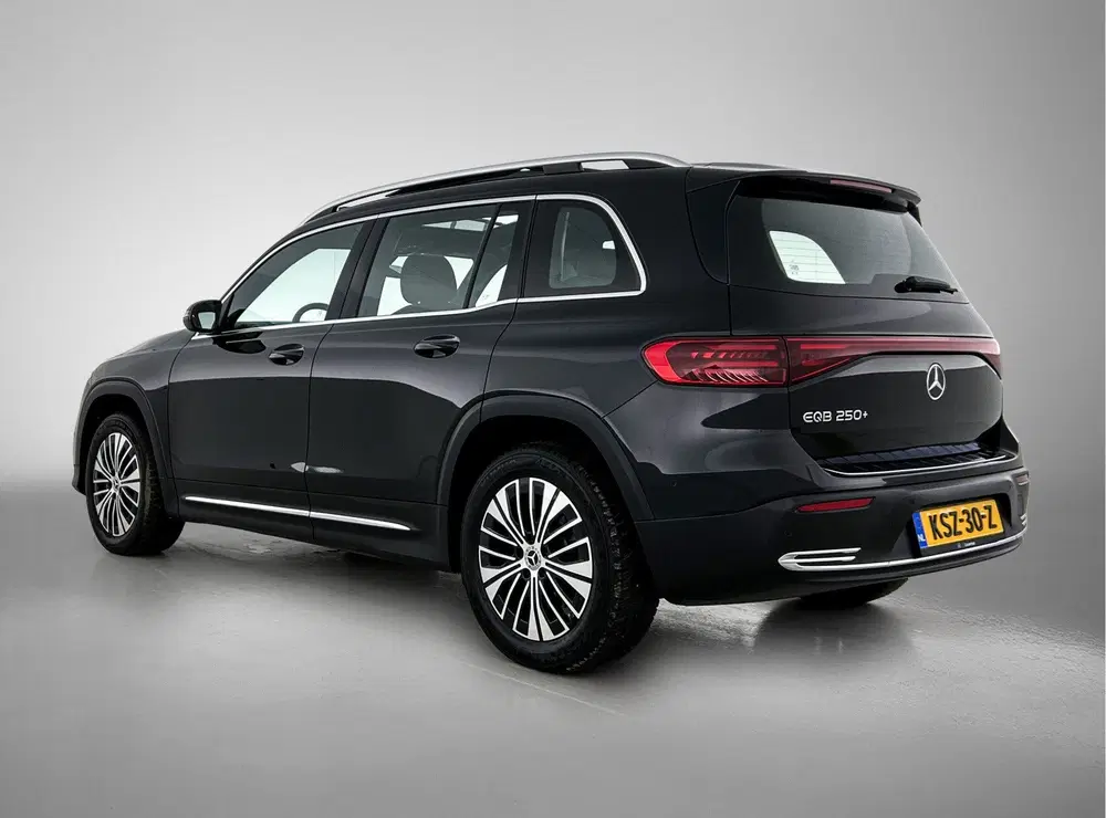 Mercedes-Benz EQB 250+ Business Line 71 kWh uit 2025, foto 4