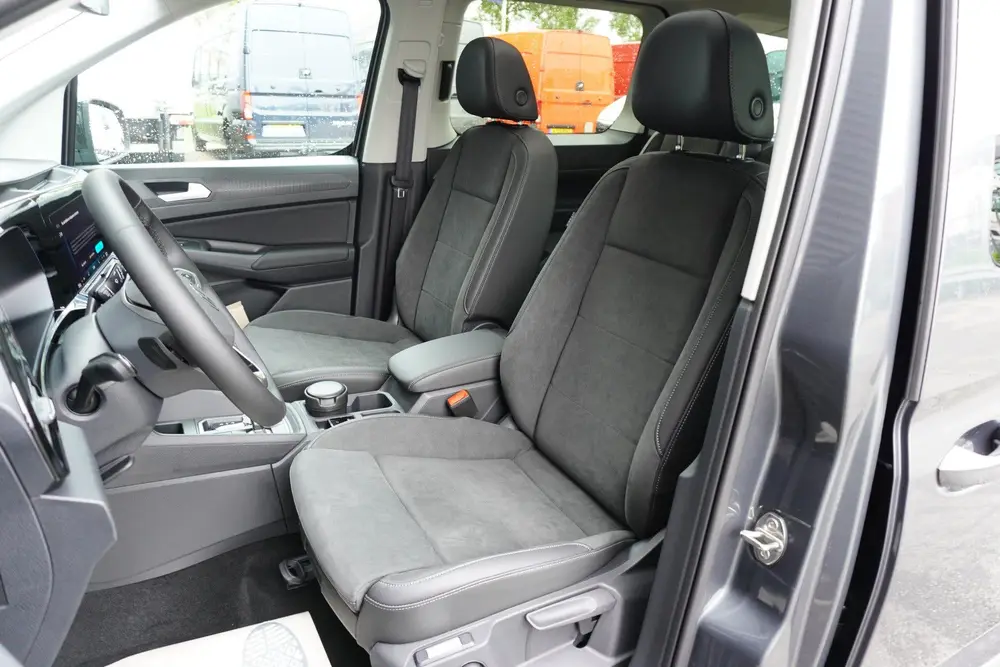 Volkswagen Caddy Maxi L2 150pk Plug-in Hybride Style Automaa uit 2026, foto 9