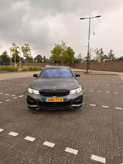 BMW 3-Serie 330e VOL OPTIE 292pk Aut 2020 Grijs uit 2020