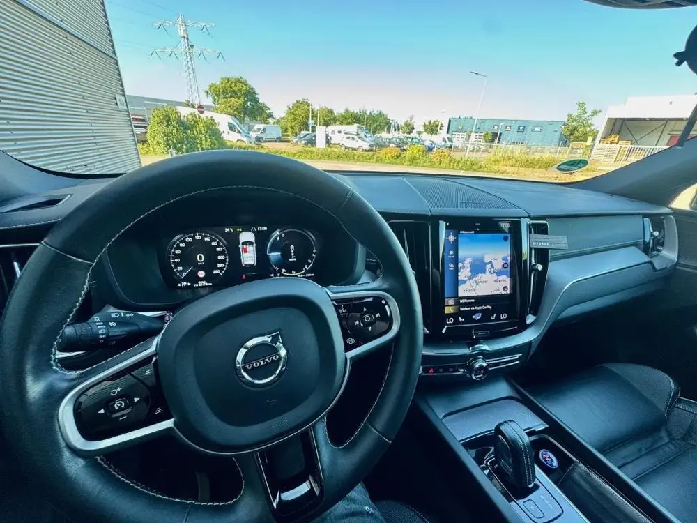 Volvo XC60 2.0 T8 AWD Polestar Engineered 405 PK uit 2021, foto 10