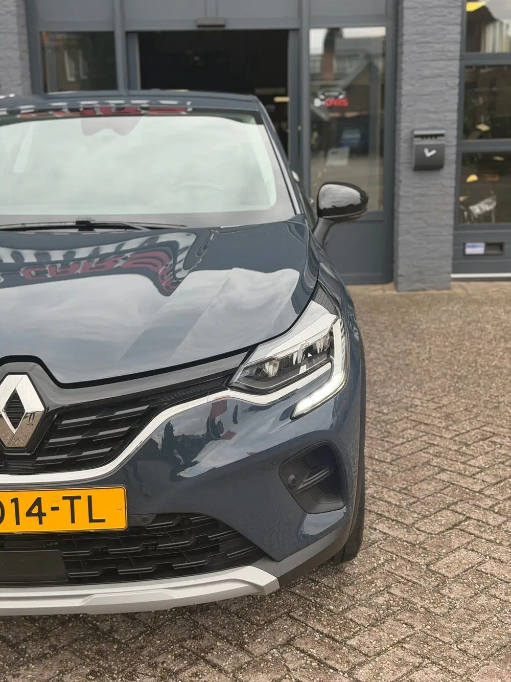 Renault Captur 1.6 E-Tech full hybrid 145 evolution BTW uit 2023, foto 3