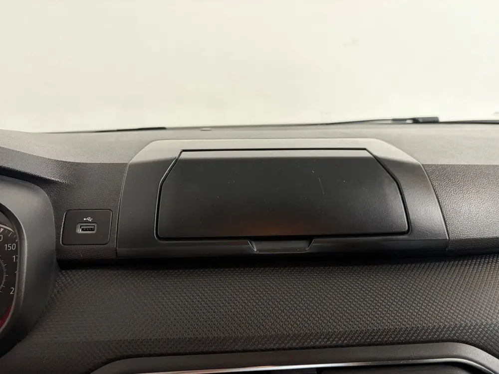 Dacia Sandero 1.0 TCe 90 Essential. Trekhaak (bj 2022) uit 2022, foto 14