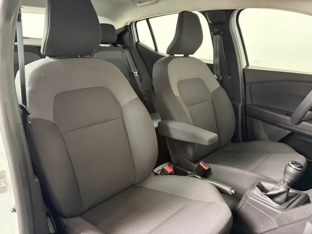 Dacia Sandero 1.0 TCe 90 Essential. Trekhaak (bj 2022) uit 2022, foto 5