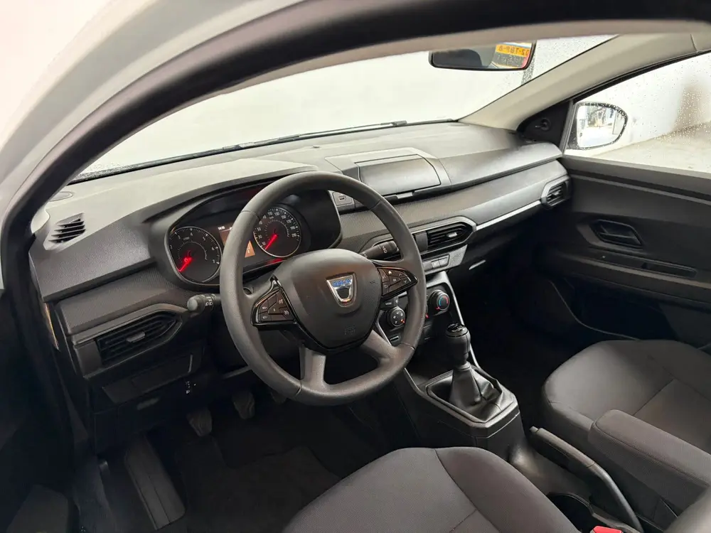 Dacia Sandero 1.0 TCe 90 Essential. Trekhaak (bj 2022) uit 2022, foto 6
