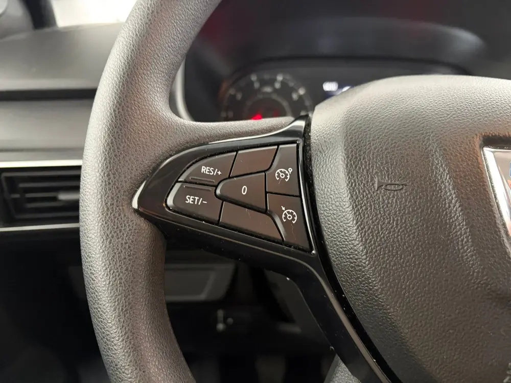 Dacia Sandero 1.0 TCe 90 Essential. Trekhaak (bj 2022) uit 2022, foto 9